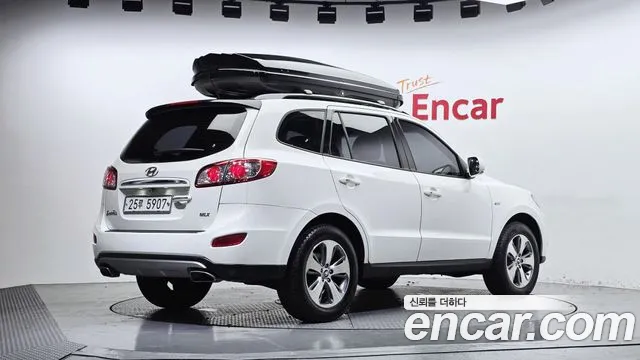 Hyundai Santa Fe 2012 thumb 2
