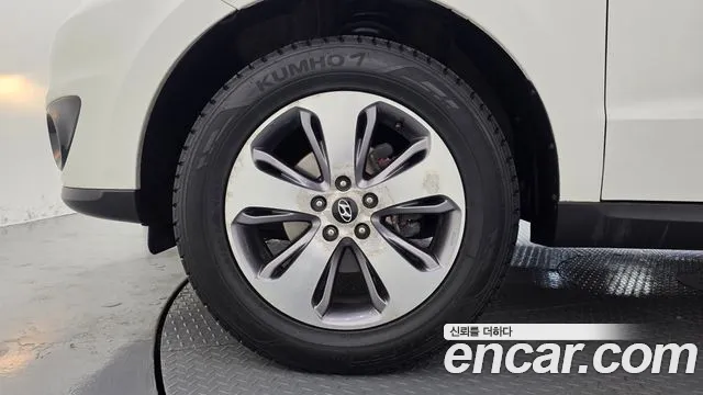 Hyundai Santa Fe 2012 thumb 5