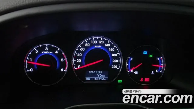 Hyundai Santa Fe 2012 thumb 8