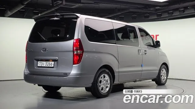 Hyundai Starex 2013 thumb 2