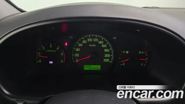 Hyundai Starex 2013 thumb 8