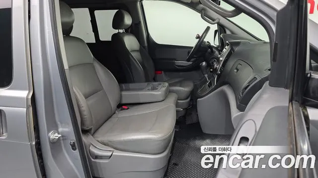 Hyundai Starex 2013 thumb 11