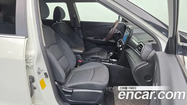 KG_Mobility_Ssangyong TIBOLI 2020 thumb 11