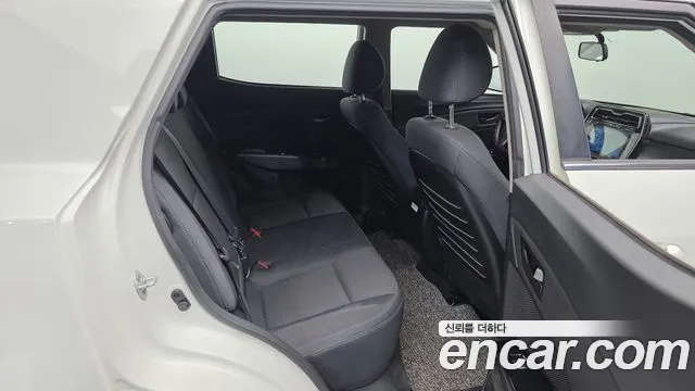 KG_Mobility_Ssangyong TIBOLI 2020 thumb 12