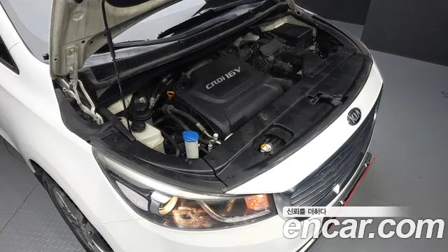 Kia Carnival 2014 thumb 6