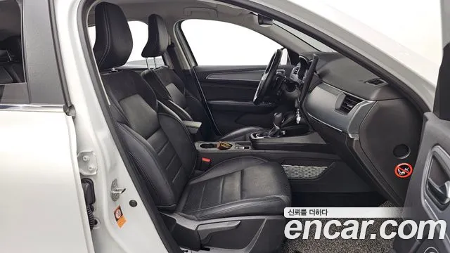 Renault-KoreaSamsung Arkana 2021 thumb 10