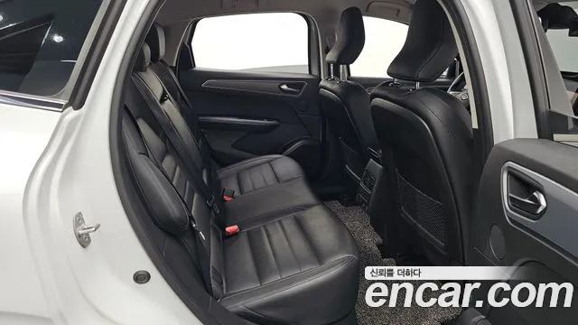 Renault-KoreaSamsung Arkana 2021 thumb 11