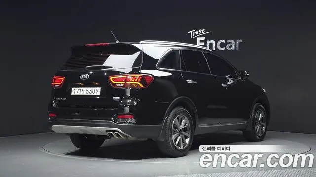 Kia Sorento 2018 thumb 2