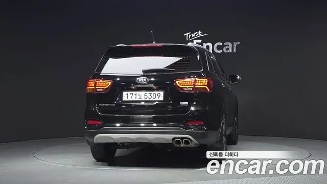 Kia Sorento 2018 thumb 4