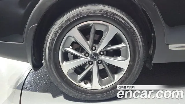 Kia Sorento 2018 thumb 5