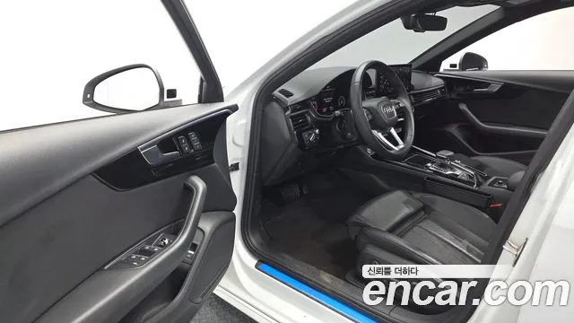 Audi A4 2021 thumb 10