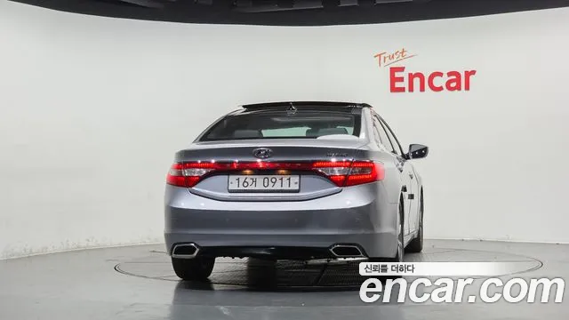 Hyundai Grandeur 2015 thumb 4
