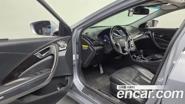 Hyundai Grandeur 2015 thumb 10