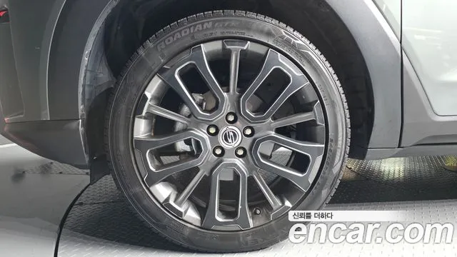 KG_Mobility_Ssangyong Torres 2022 thumb 5