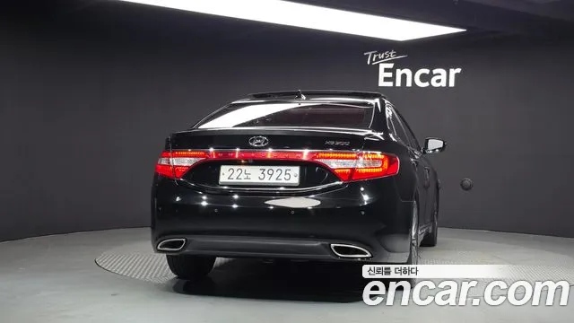 Hyundai Grandeur 2014 thumb 4