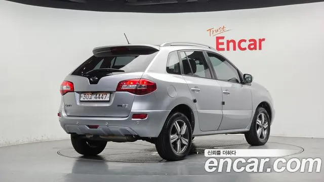 Renault-KoreaSamsung QM5 2014 thumb 2