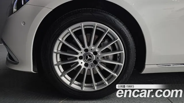 Mercedes-Benz E-Класс 2022 thumb 5