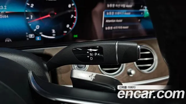 Mercedes-Benz E-Класс 2022 thumb 9