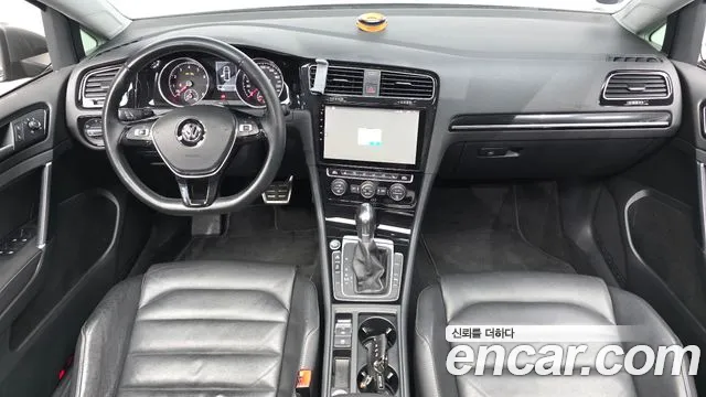Volkswagen Golf Sportsvan 2014 thumb 7