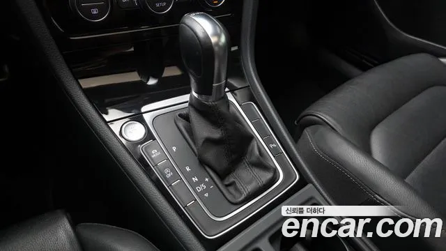 Volkswagen Golf Sportsvan 2014 thumb 9