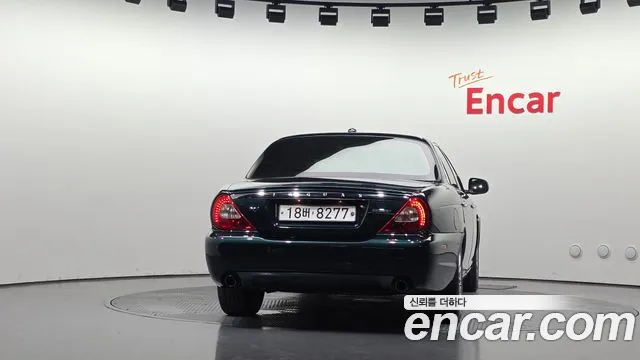 Jaguar XJ 2008 thumb 4