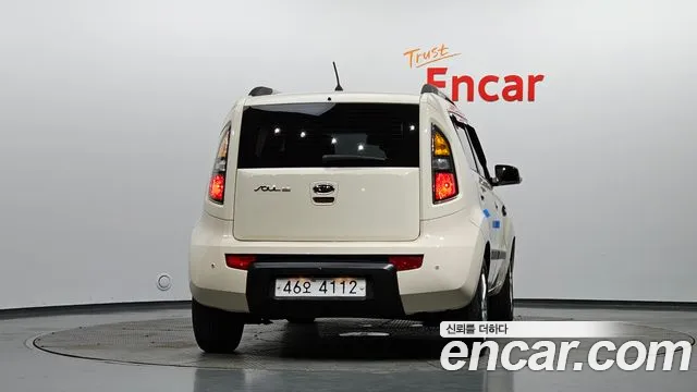 Kia Soul 2010 thumb 4