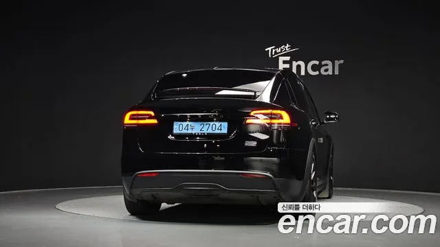 Tesla Model X 2023 thumb 4