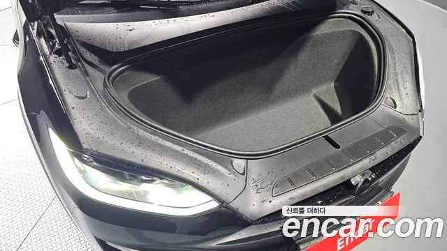 Tesla Model X 2023 thumb 6