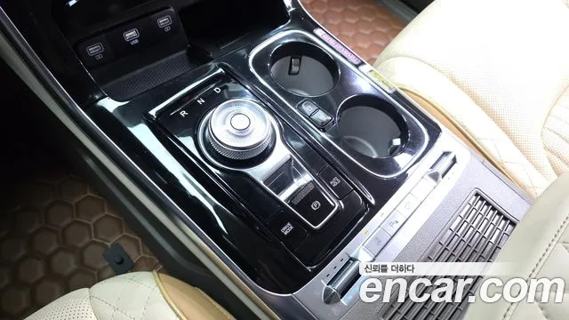 Kia Carnival 2022 thumb 9