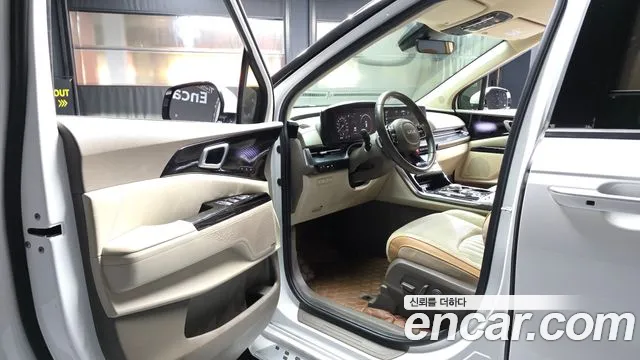 Kia Carnival 2022 thumb 10