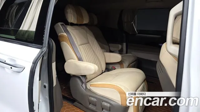 Kia Carnival 2022 thumb 12
