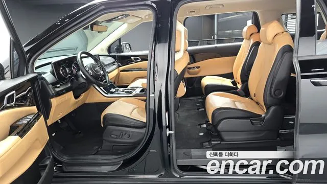 Kia Carnival 2021 thumb 11