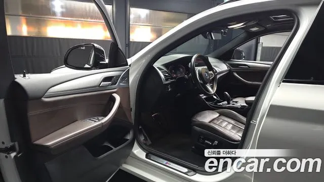 BMW X4 2020 thumb 10