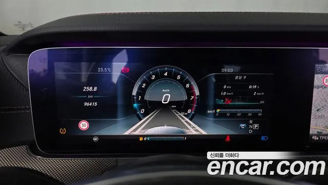 Mercedes-Benz E-Класс 2017 thumb 8