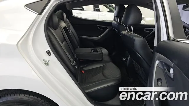 Hyundai Avante 2014 thumb 12