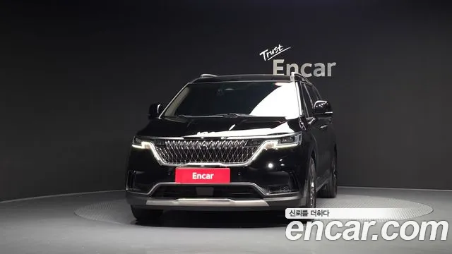 Kia Carnival 2023 thumb 2