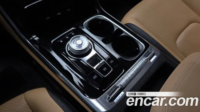 Kia Carnival 2023 thumb 8