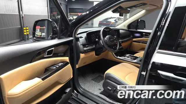 Kia Carnival 2023 thumb 9