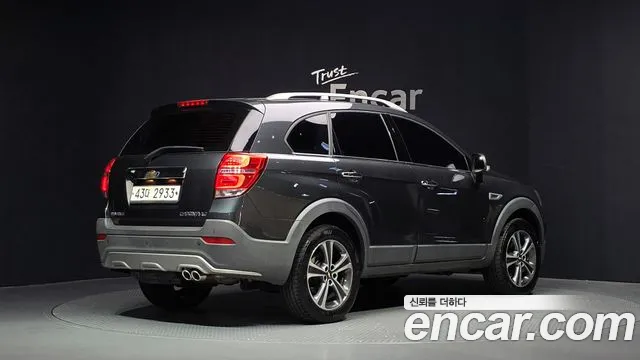 ChevroletGMDaewoo Captiva 2017 thumb 2