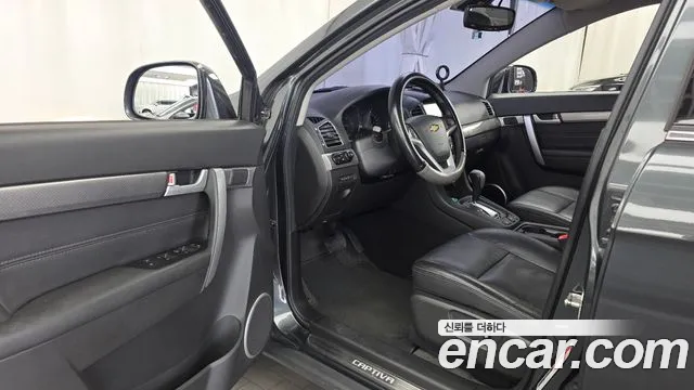 ChevroletGMDaewoo Captiva 2017 thumb 10