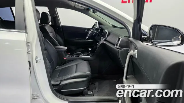 Kia Sportage 2018 thumb 11