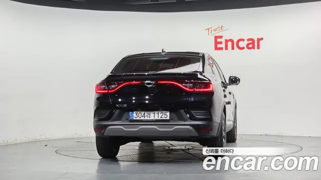 Renault-KoreaSamsung Arkana 2021 thumb 4