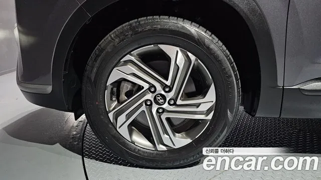 Hyundai Santa Fe 2022 thumb 5