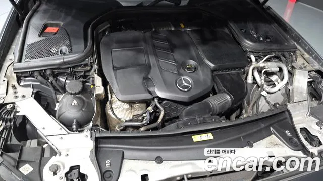 Mercedes-Benz E-Класс 2019 thumb 6