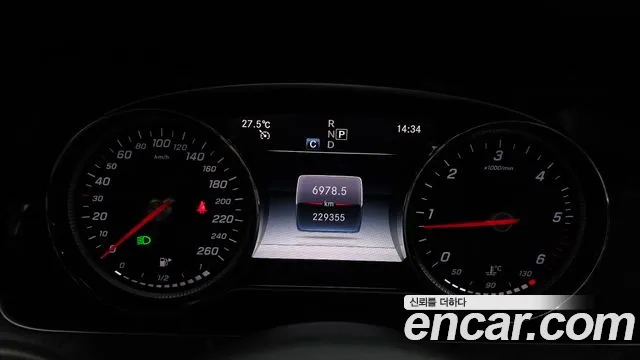 Mercedes-Benz E-Класс 2019 thumb 8