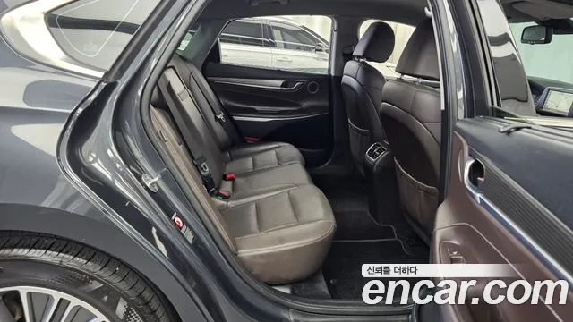 Hyundai Grandeur 2017 thumb 12