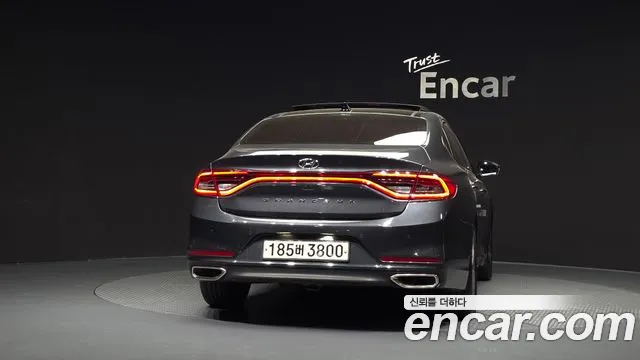 Hyundai Grandeur 2017 thumb 4