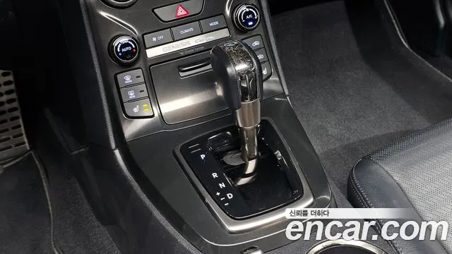 Hyundai Genesis 2012 thumb 9
