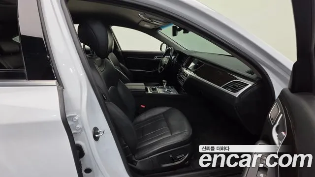 Genesis G80 2017 thumb 10