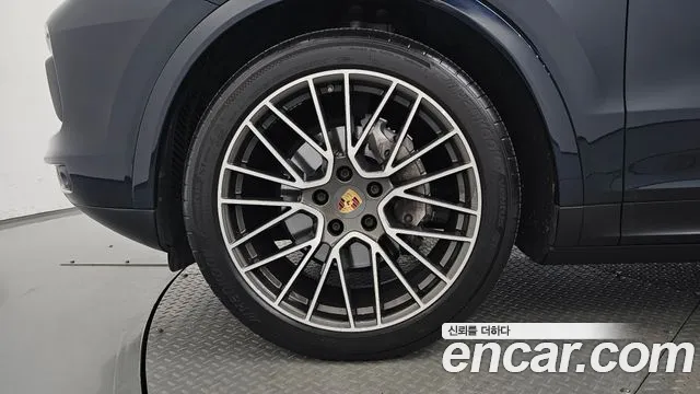 Porsche Cayenne 2020 thumb 4